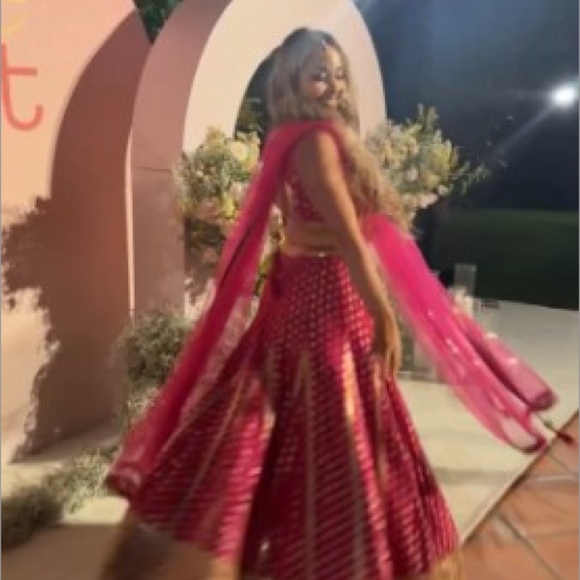 Pink & Gold Authentic Lehenga Set for Timeless Grace - Picture 6 of 6